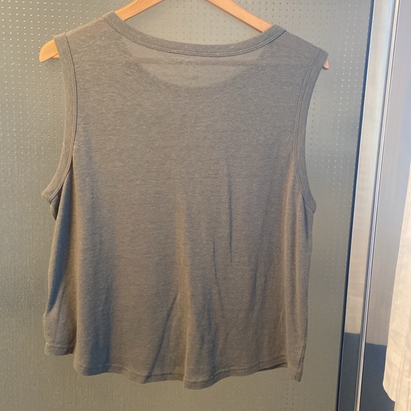 Gap Linen Blend Tank - Picture 2 of 3